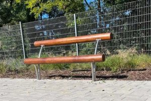 Strange Benches That Weren’t Meant for Sitting (33 photos)