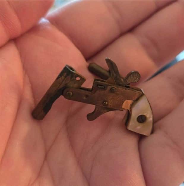 Strange Things Found in Thrift Stores #34 (20 photos)