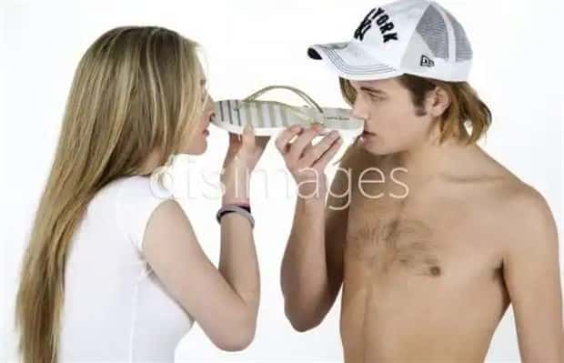25 Ridiculous Stock Images That Make Zero Sense (25 photos)