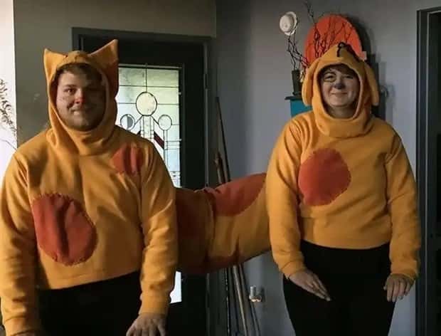 18 Couples Outfits That Prove True Sync (18 photos)