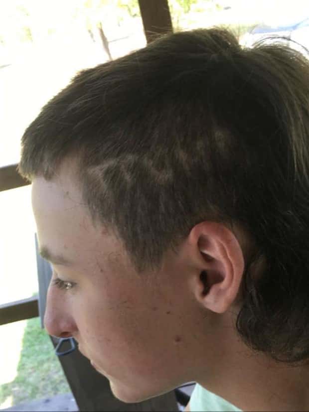 crazy hairdos 11 Strange Haircuts that Cannot Go Unnoticed #45 (24 photos)