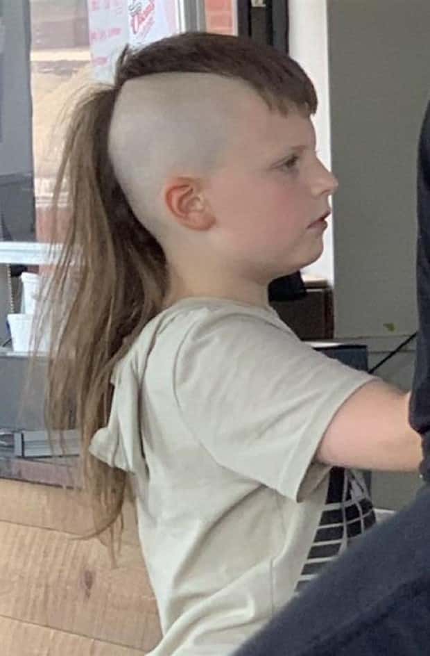 crazy hairdos 4 Strange Haircuts that Cannot Go Unnoticed #45 (24 photos)