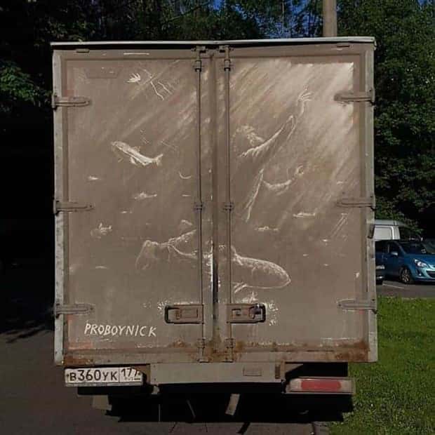 Artistic Sketches Found on Dirty Cars (23 photos)