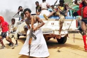 Strange Outfits Seen in Liberian Conflict (13 photos)