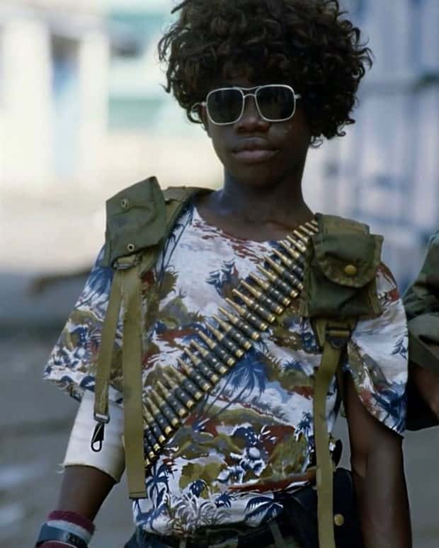 Strange Outfits Seen in Liberian Conflict (13 photos)
