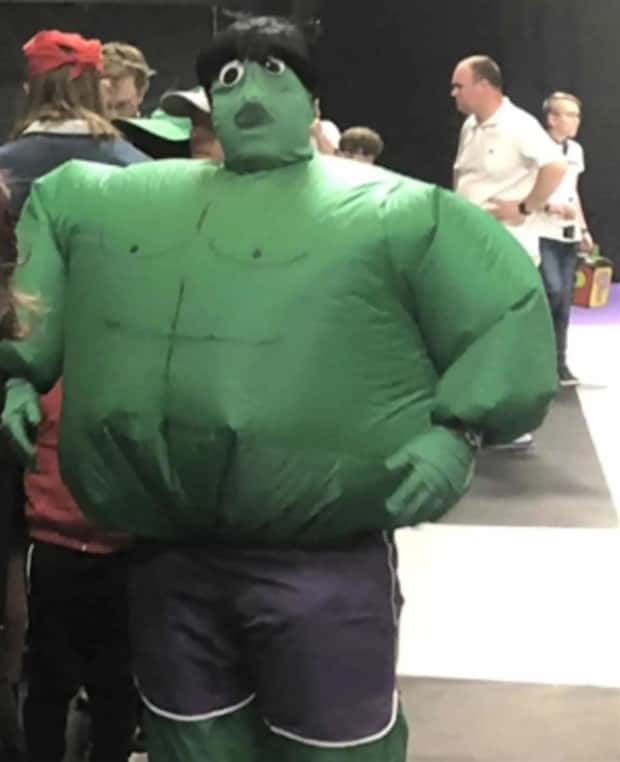 Cosplays So Messed Up They’re Brilliant (32 photos)