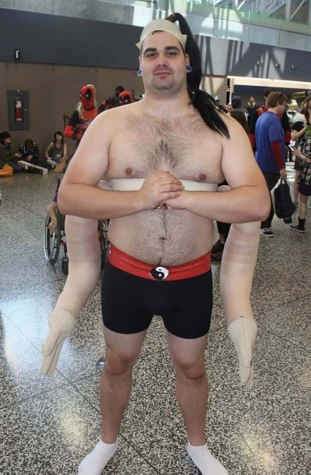 Cosplays So Messed Up They’re Brilliant (32 photos)
