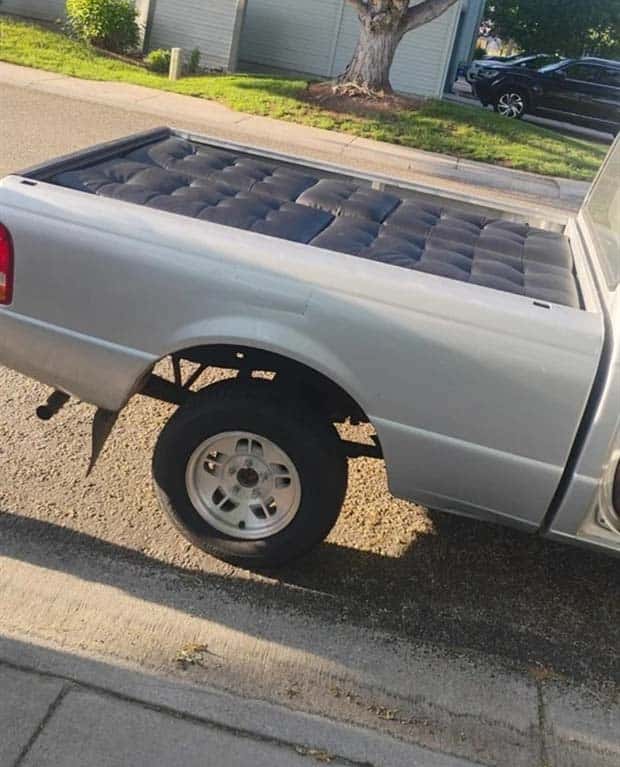 Oddly Perfect Matches You Can’t Ignore (30 photos)