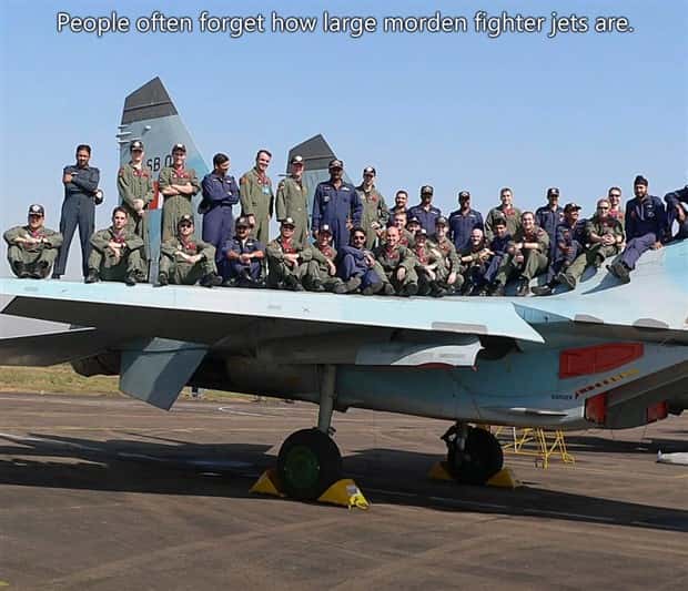 Interesting Pictures with Captions #205 (19 photos)