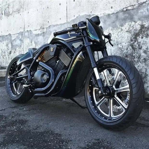 Wild Motorcycles That Redefine Two Wheelers (24 photos)