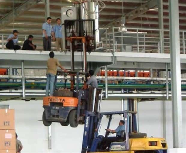 Ridiculous Safety Fails #30 (20 photos)