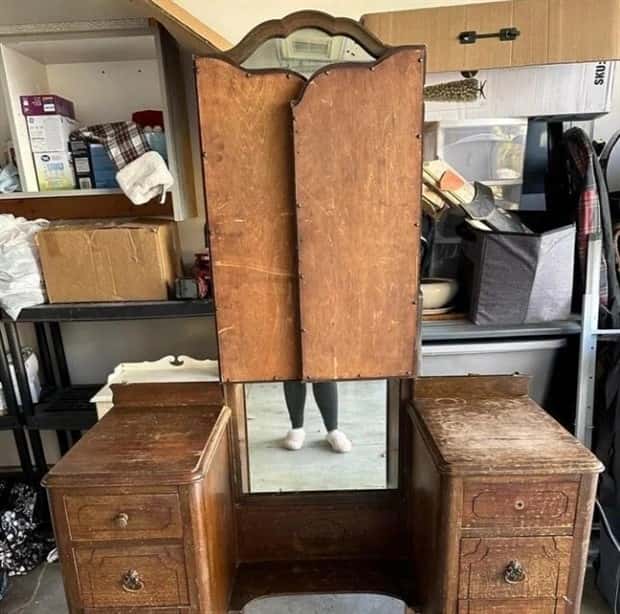 selling mirrors online 25 Selling Mirrors Leads To Fun Unexpected Problems (25 photos)