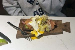 Very Strange Food Serving Ideas #33 (20 photos)