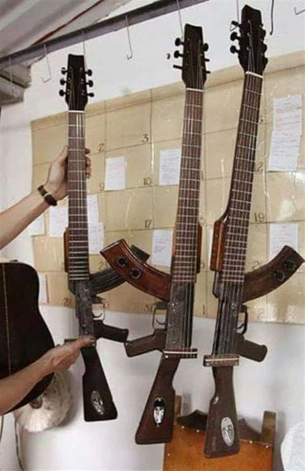 Wild Guitar Designs That Steal Attention (24 photos)