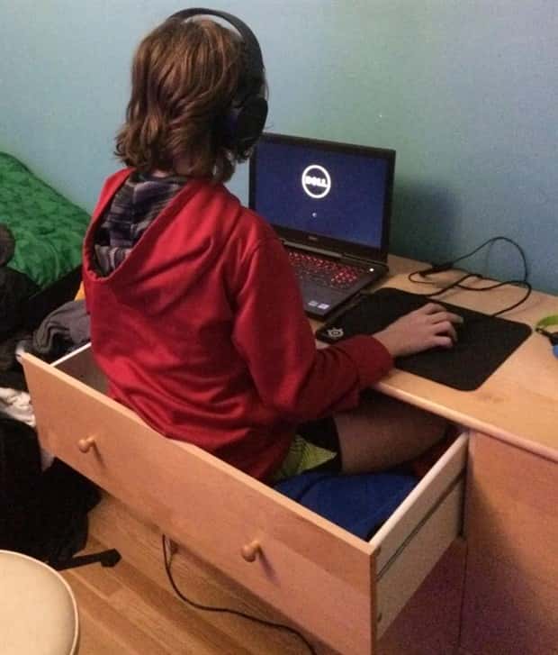 wild pc setups 10 27 PC Setups That Look Slightly Unconventional (27 photos)