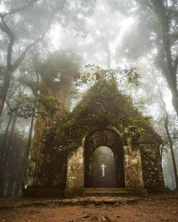 The Beauty of Abandoned Places #31 (19 photos)