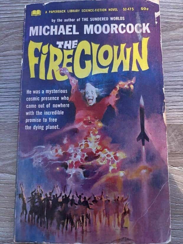 bad book covers 7 Bad Book Covers That Raise Questions (21 photos)