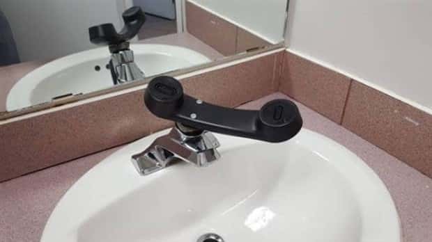 bad construction job 21 Laugh Worthy Construction Fails #35 (21 photos)