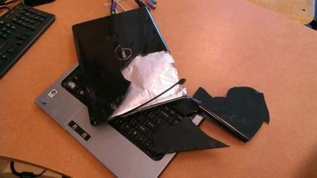 Computers Broken Beyond All Hope Repair (39 photos)