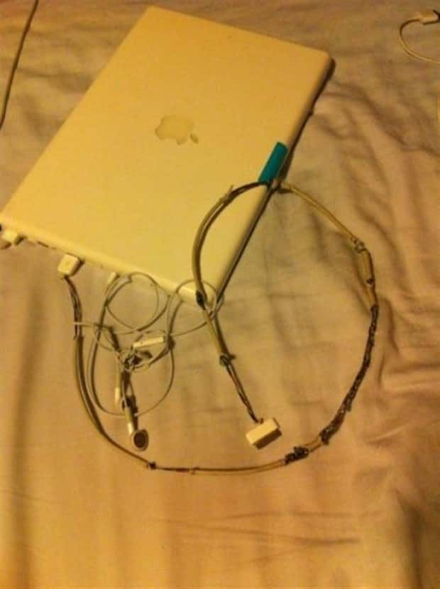 Computers Broken Beyond All Hope Repair (39 photos)