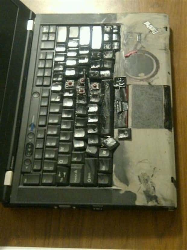 Computers Broken Beyond All Hope Repair (39 photos)