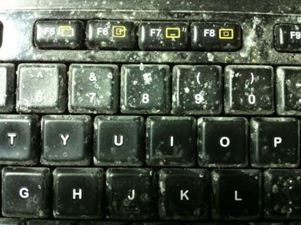 Computers Broken Beyond All Hope Repair (39 photos)