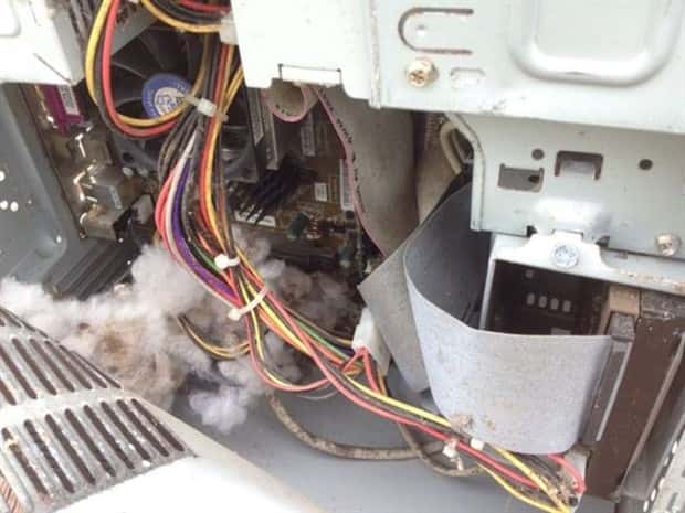 Computers Broken Beyond All Hope Repair (39 photos)
