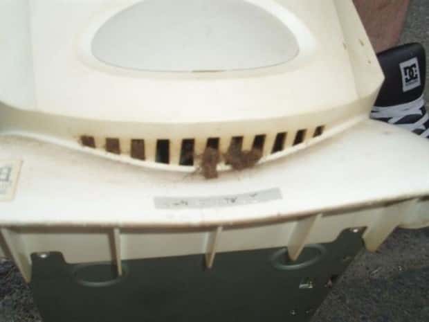 Computers Broken Beyond All Hope Repair (39 photos)
