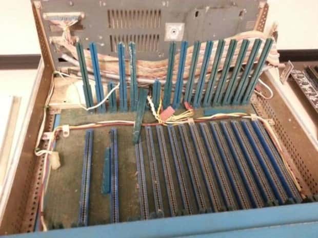 Computers Broken Beyond All Hope Repair (39 photos)