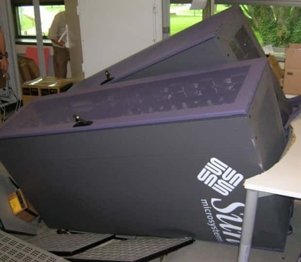 Computers Broken Beyond All Hope Repair (39 photos)