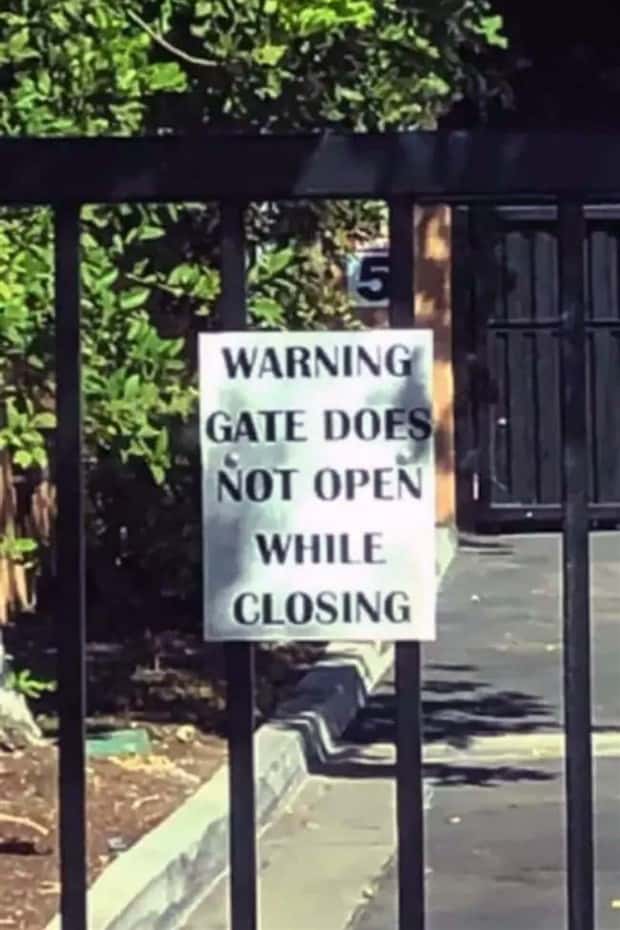 crazy warning signs 16 Crazy Signs That Took Warnings Too Far (19 photos)