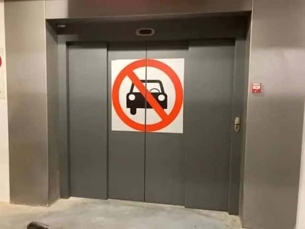 crazy warning signs 6 Crazy Signs That Took Warnings Too Far (19 photos)