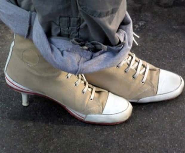 cringeworthy footwear 12 Cringeworthy Shoes That Leave Lasting Impressions (20 photos)