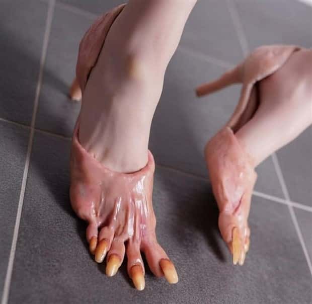 cringeworthy footwear 3 Cringeworthy Shoes That Leave Lasting Impressions (20 photos)