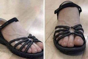 Cringeworthy Shoes That Leave Lasting Impressions (20 photos)