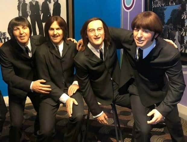 22 Wax Figures That Never Should Have Been Made (22 photos)