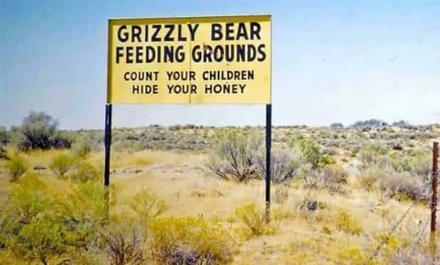 funny signs 29 35 Funny Signs That Demand Your Attention (35 photos)