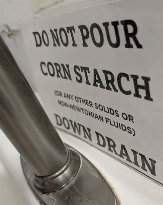 funny signs 34 35 Funny Signs That Demand Your Attention (35 photos)
