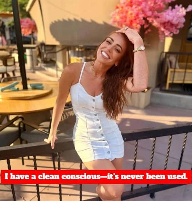 Hot Girls Featuring Jokes #16 (22 photos)