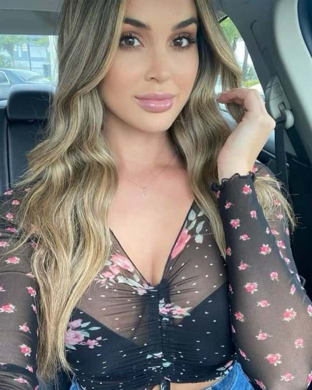 Hot Girls in Seductive Mesh Outfits #14 (18 photos)