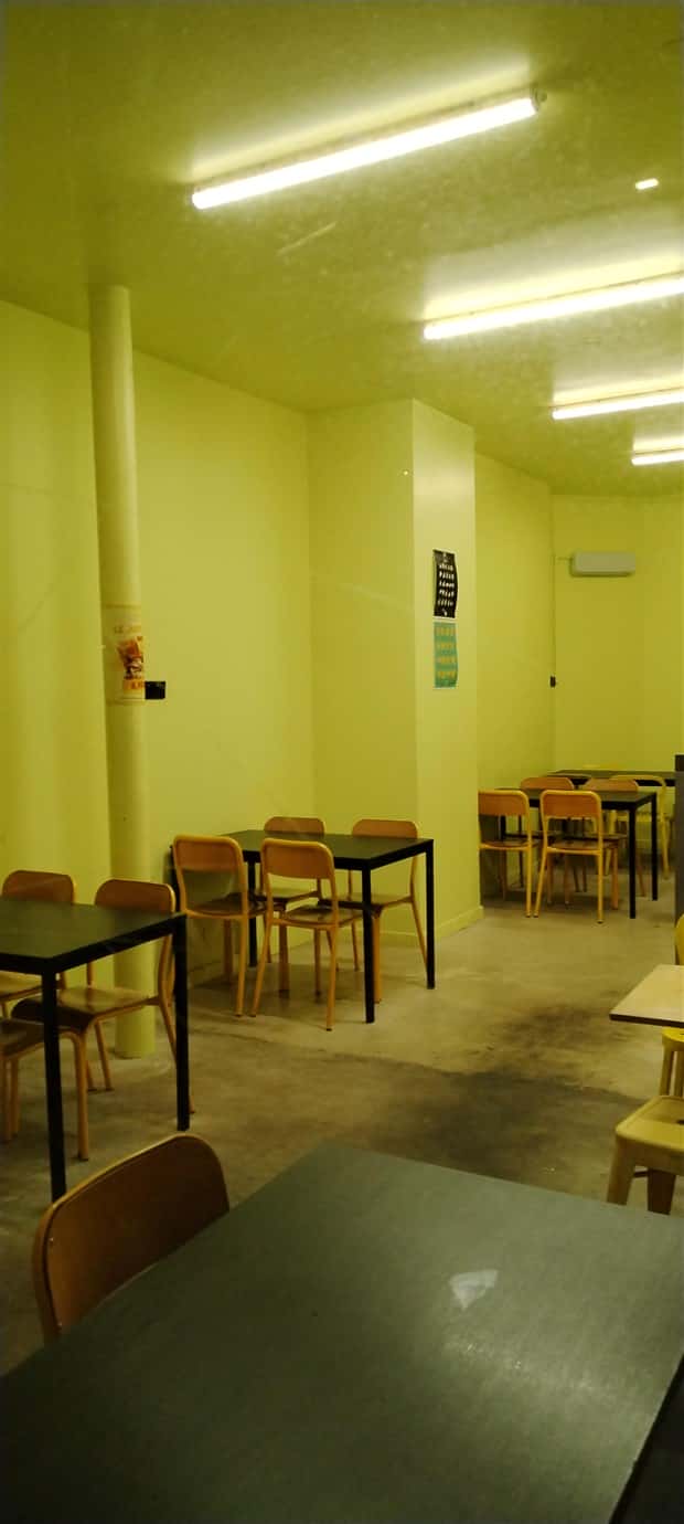 Liminal Places That Feel Unsettlingly Strange (21 photos)
