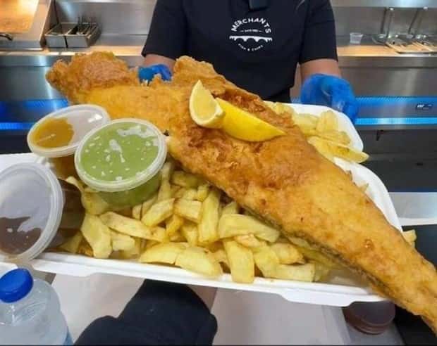 Extreme Sized Food That Stands (20 photos)