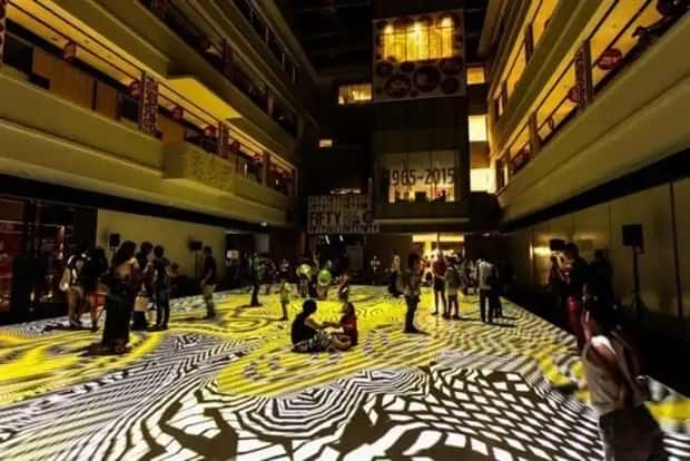 Psychedelic Rooms That Will Challenge Your Mind (25 photos)