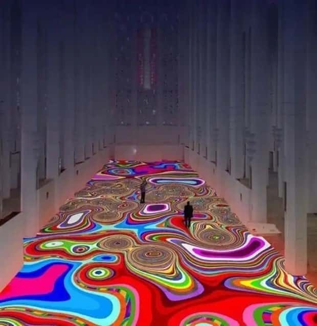 Psychedelic Rooms That Will Challenge Your Mind (25 photos)