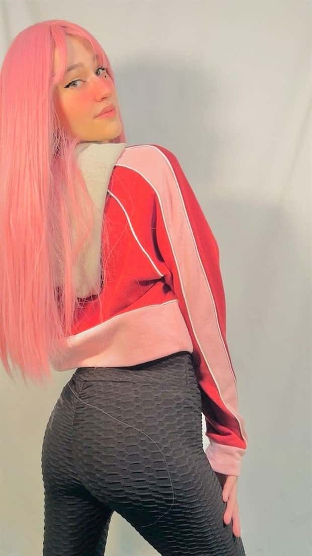 Hot Girls in Yoga Pants #67 (20 photos)