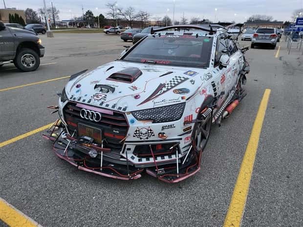 wild car customization 14 Car Customizations That Went Way Too Far (22 photos)