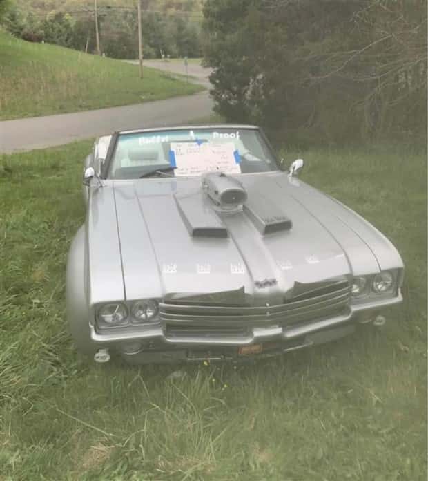 wild car customization 17 Car Customizations That Went Way Too Far (22 photos)