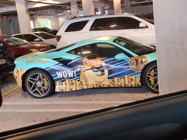 wild car customization 19 Car Customizations That Went Way Too Far (22 photos)