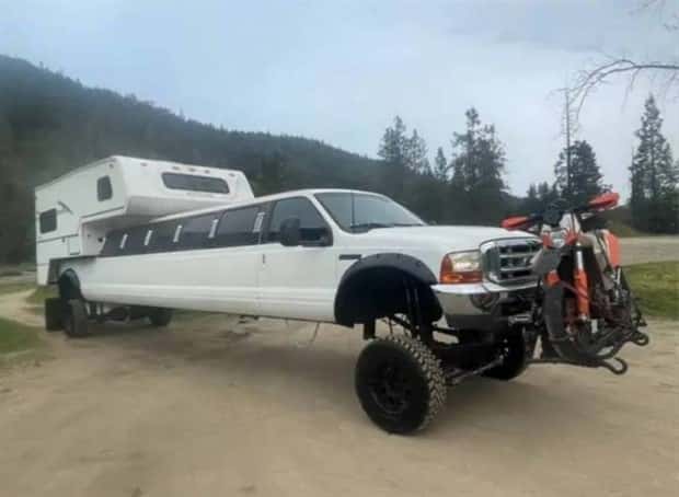 wild car customization 2 Car Customizations That Went Way Too Far (22 photos)