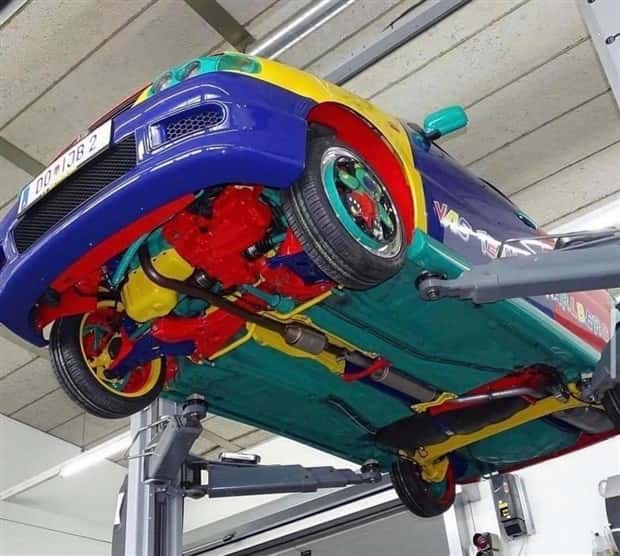 wild car customization 4 Car Customizations That Went Way Too Far (22 photos)